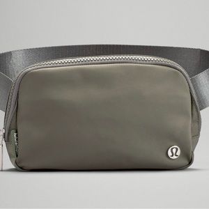 NWT Lululemon Everywhere Belt Bag - Grey Sage 1L